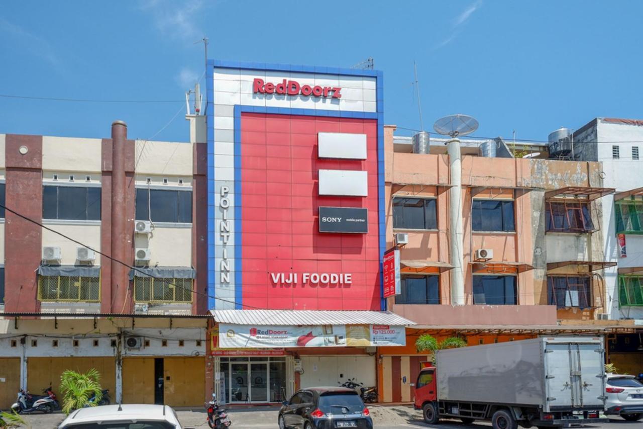 Reddoorz Plus @ Losari ماكاسار المظهر الخارجي الصورة